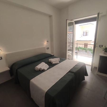 Ninfea Tropea City Rooms Esterno foto