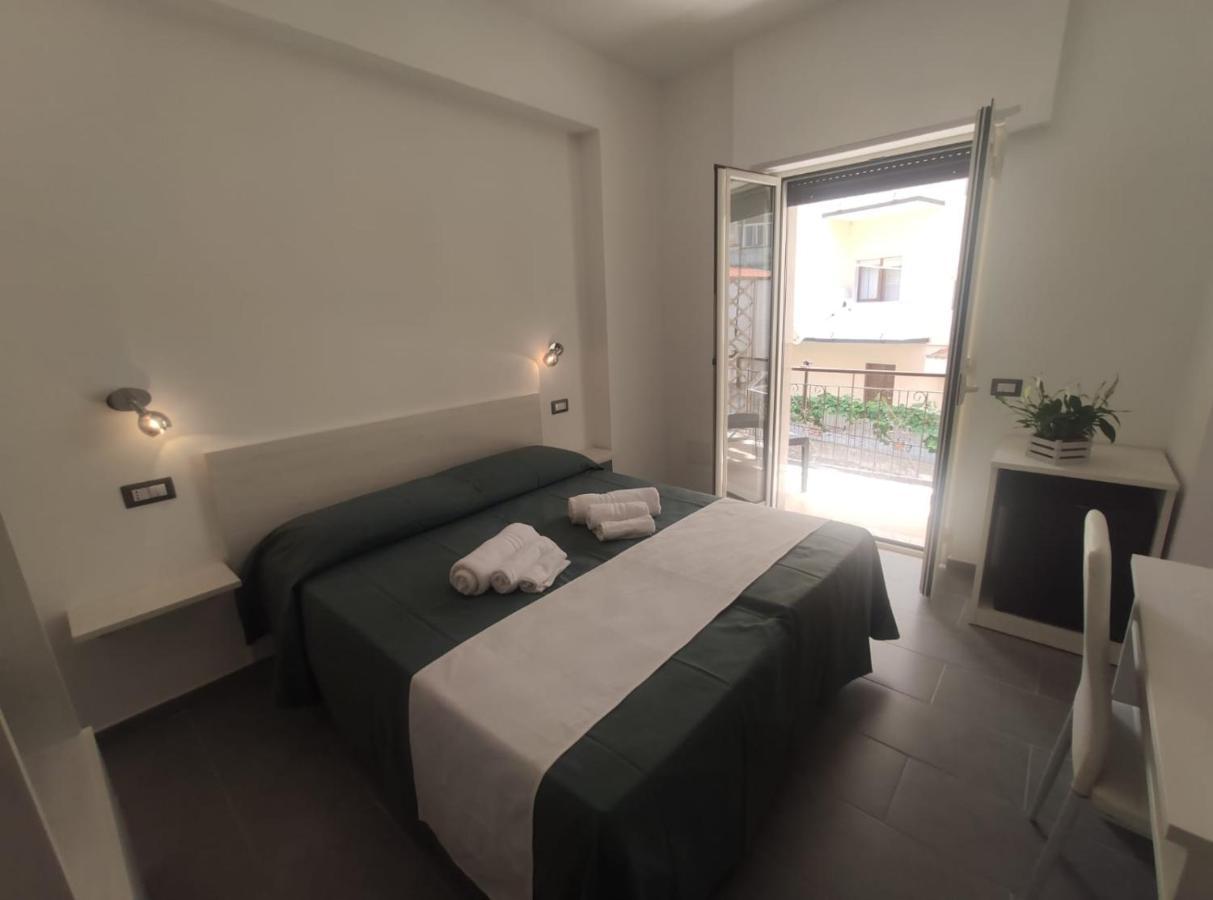 Ninfea Tropea City Rooms Esterno foto